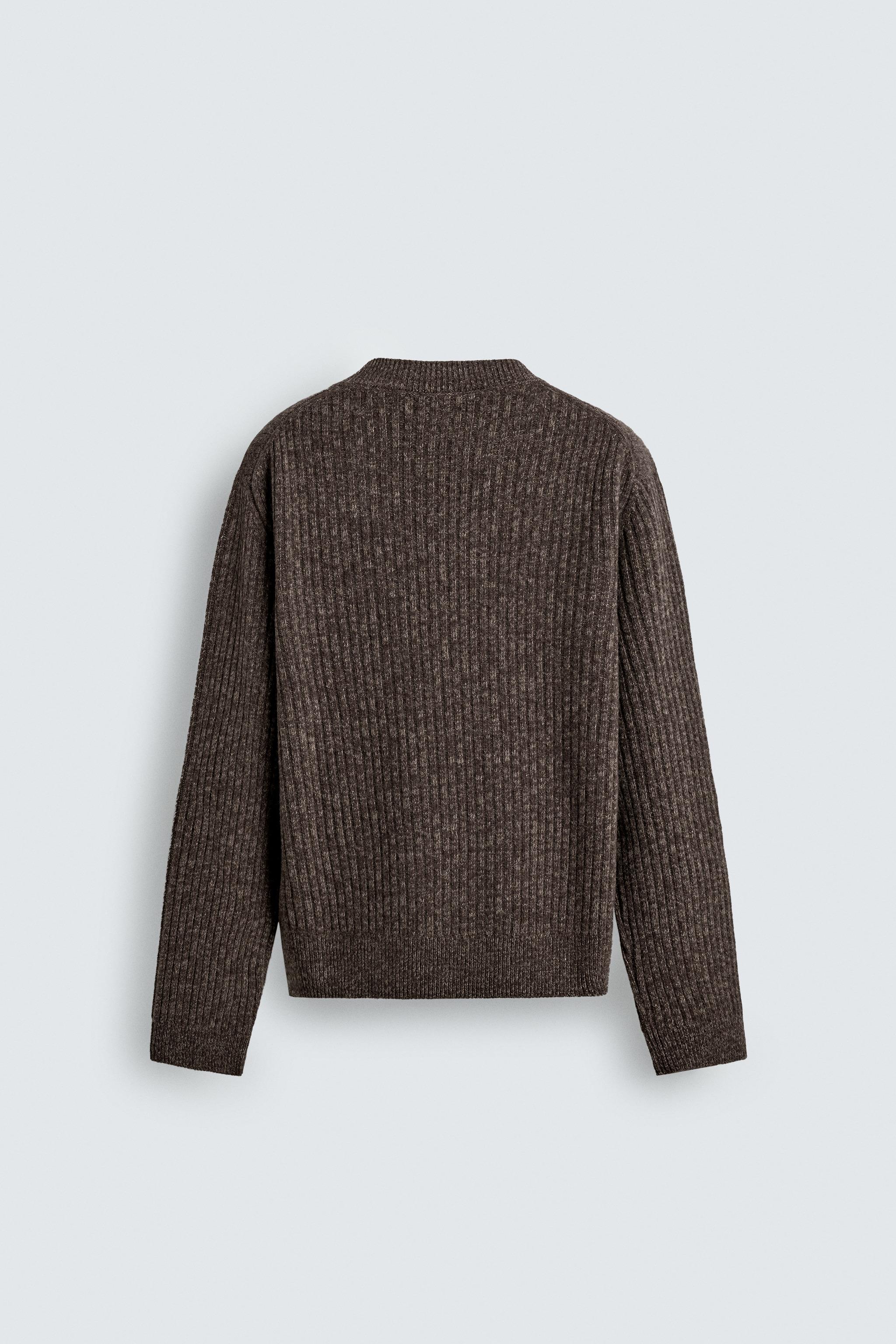 RIBBED V-NECK SWEATER LIMITED EDITION
